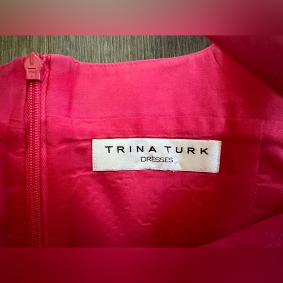 Trina Turk Hot Pink Mini Cocktail Party Sleeveless Dress w/Pockets Small 2/4 - Picture 2 of 8